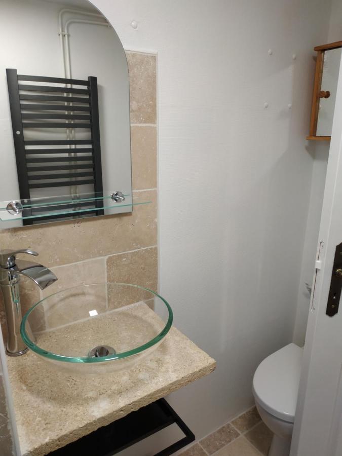 Appart 28m2 avec jardin et parking privés, chambre séparée Milhaud Extérieur photo