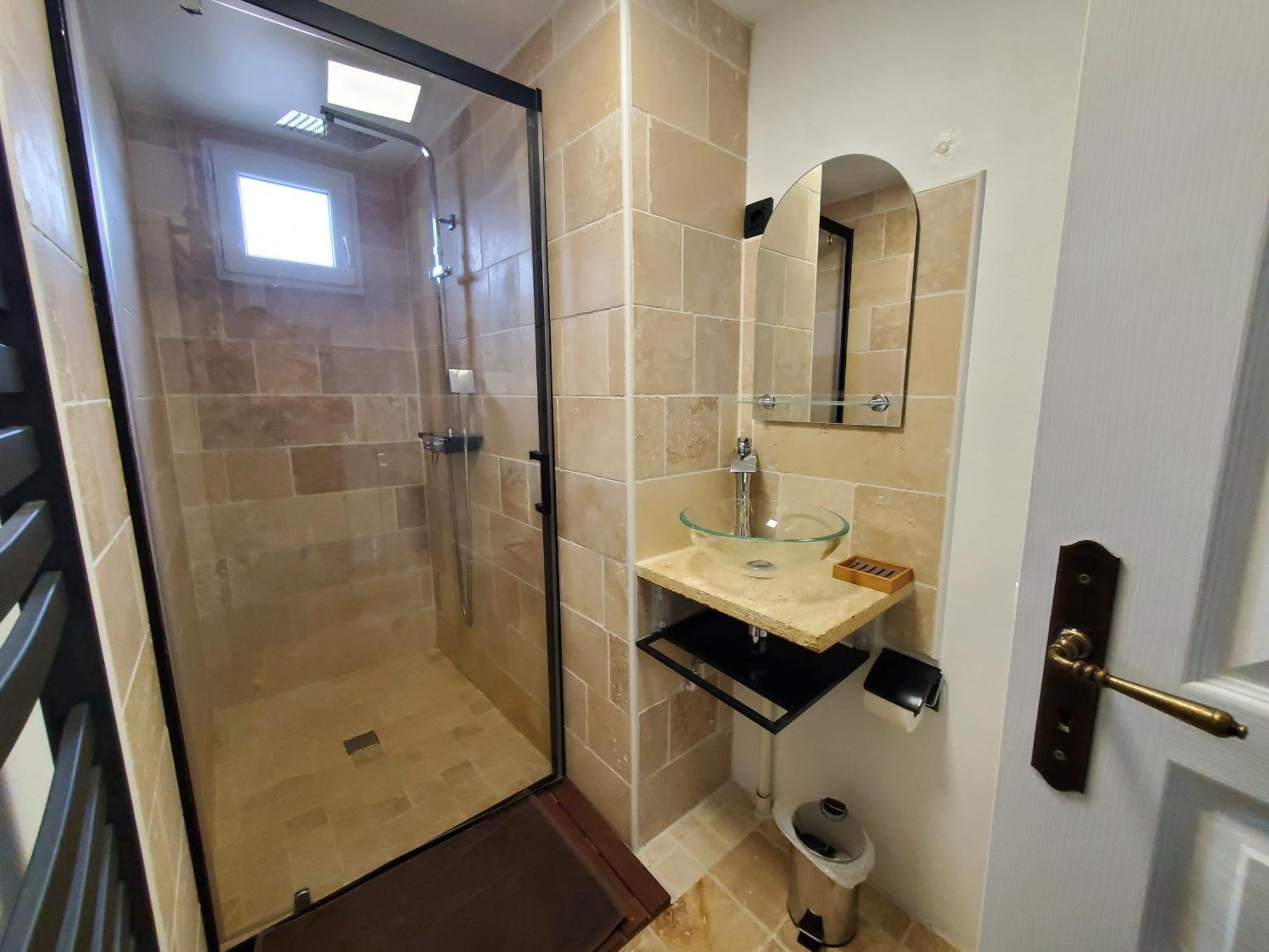 Appart 28m2 avec jardin et parking privés, chambre séparée Milhaud Extérieur photo